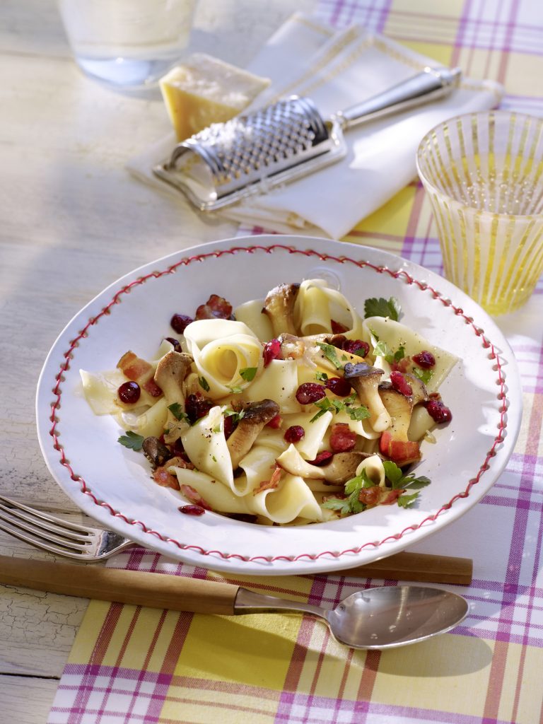 Cranberry Mushroom Pasta » US Cranberries