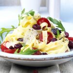 Tagliatelle with Dried Cranberries, Melted Tomatoes and Arugula Salad » US Cranberries