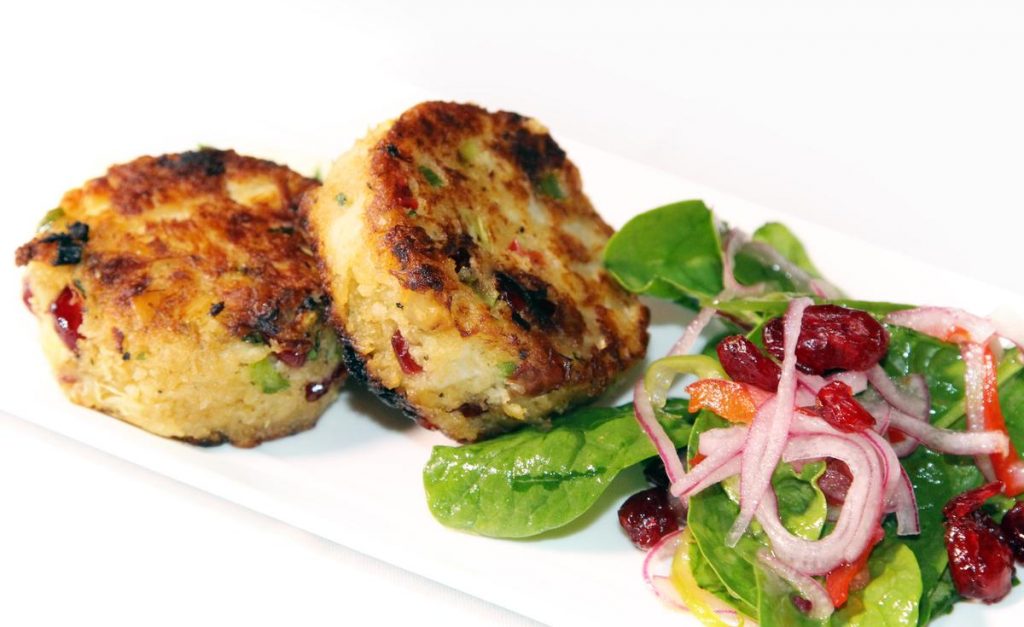 Cranberry Bayou Crab Cakes » US Cranberries