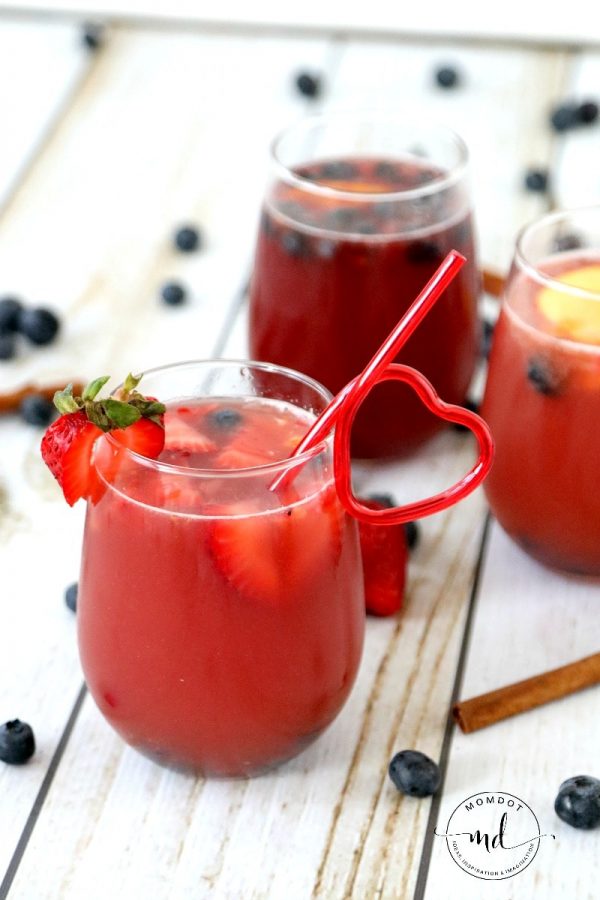 CranberryMoscatoDAstiCocktail-Image