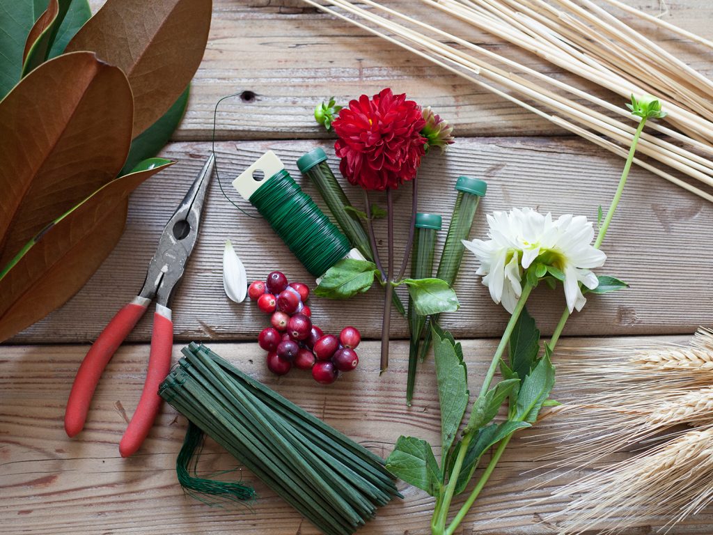 Fall Tabletop Cranberry Garland » Cranberry Marketing Committee