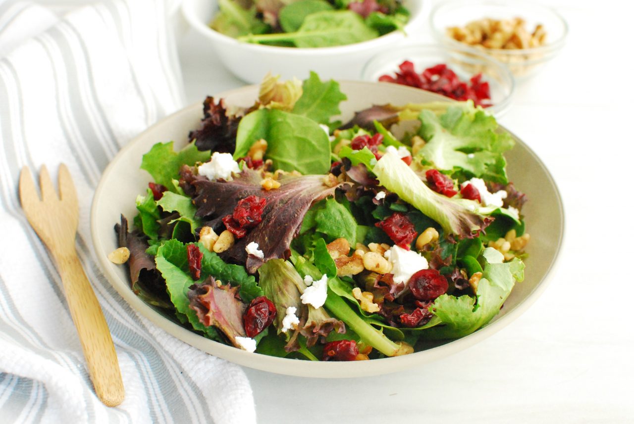 Cranberries with Mixed Greens, Goat Cheese & Toasted Walnuts » US