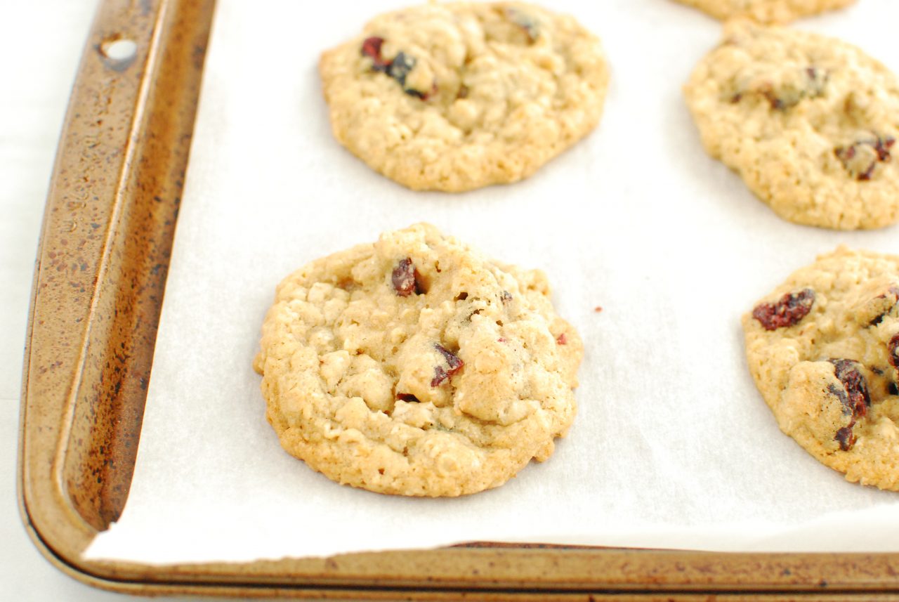 Gluten Free Cranberry Oatmeal Cookies » US Cranberries